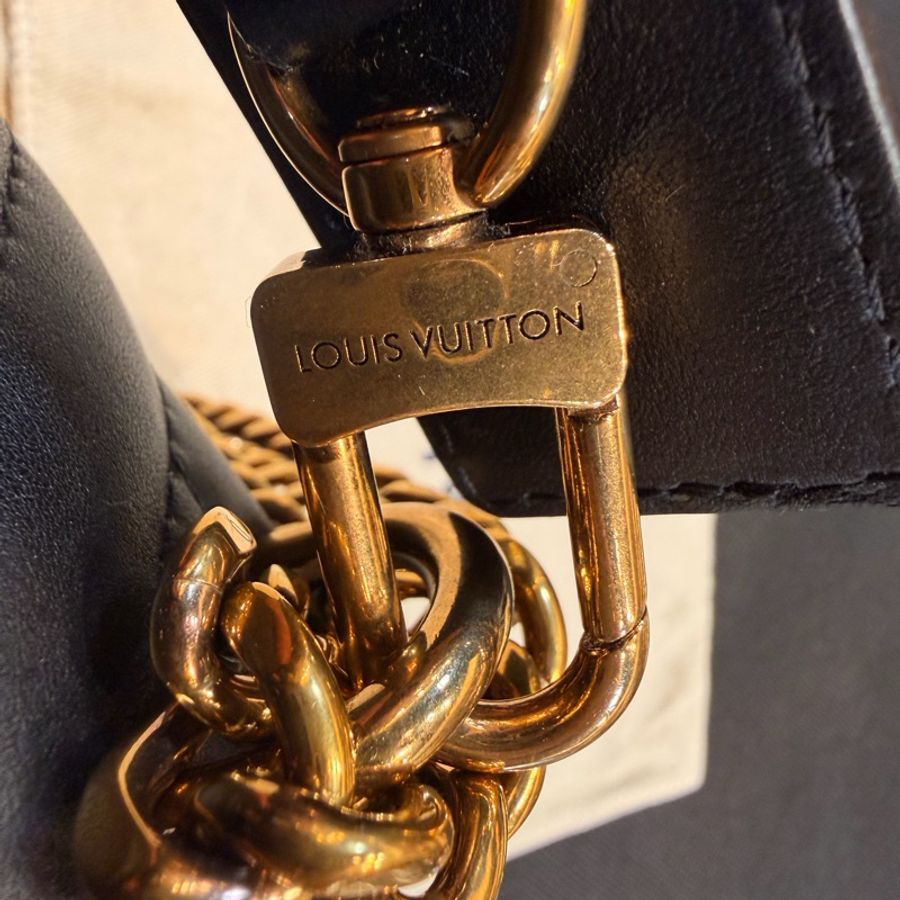 LV New Wave Chain Bag黑牛皮彩色把手斜背包-50
