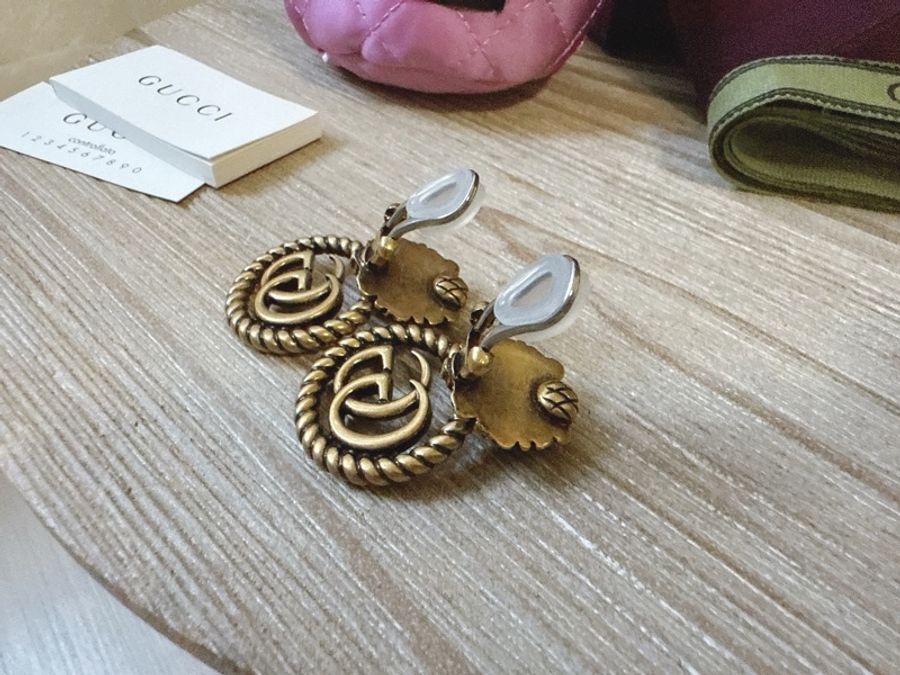 GUCCI 仿舊 古銅金色 經典GG獅頭 夾式耳環. 沒有耳洞的福音-6
