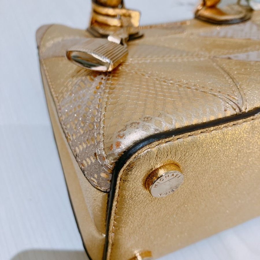 TK2007	Michael Kors Handbag 24cm Gold X GHW Leather With Lock Charm-5