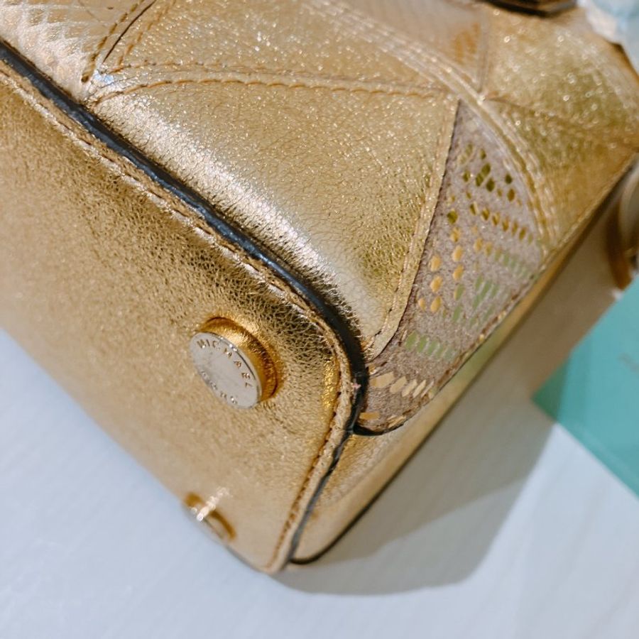 TK2007	Michael Kors Handbag 24cm Gold X GHW Leather With Lock Charm-23
