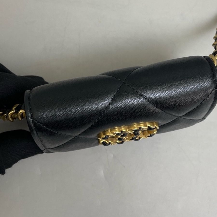 Chanel香奈兒19bag迷你黑金全皮鏈條包，尺寸10×8 鐳射31 附件卡-5