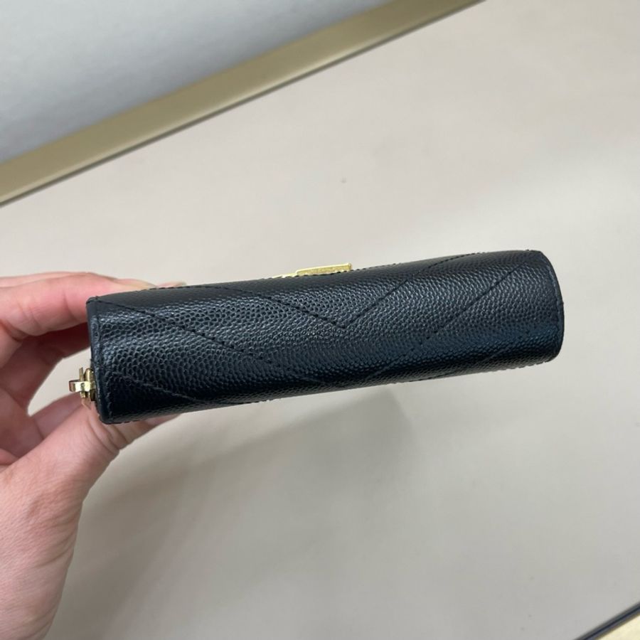 聖羅蘭 經典信豐錢包，黑色絎縫牛皮，金色logo裝飾  🈚附件-6