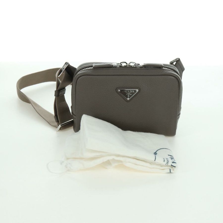 【日本直送】PRADA Vitterodino 肩背包，皮革，灰色/銀色，2VH184，正品 ARZ688SAM-11