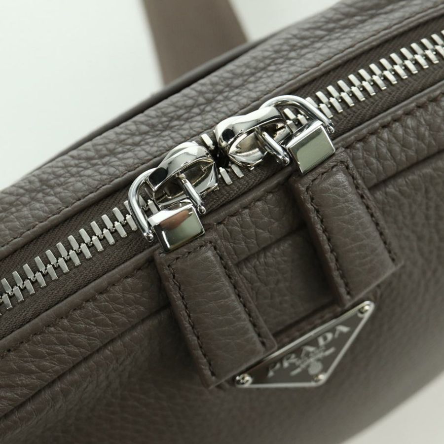 【日本直送】PRADA Vitterodino 肩背包，皮革，灰色/銀色，2VH184，正品 ARZ688SAM-18