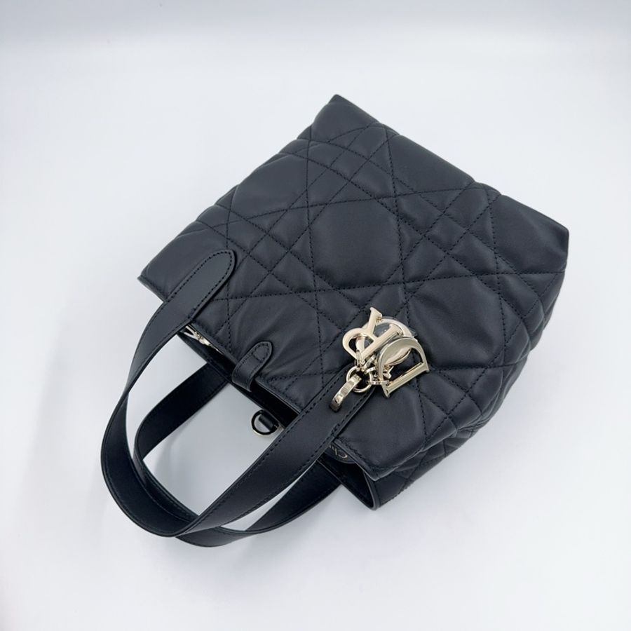 DIOR黑色Toujours小號直式手提側背包（全新商品！）-11
