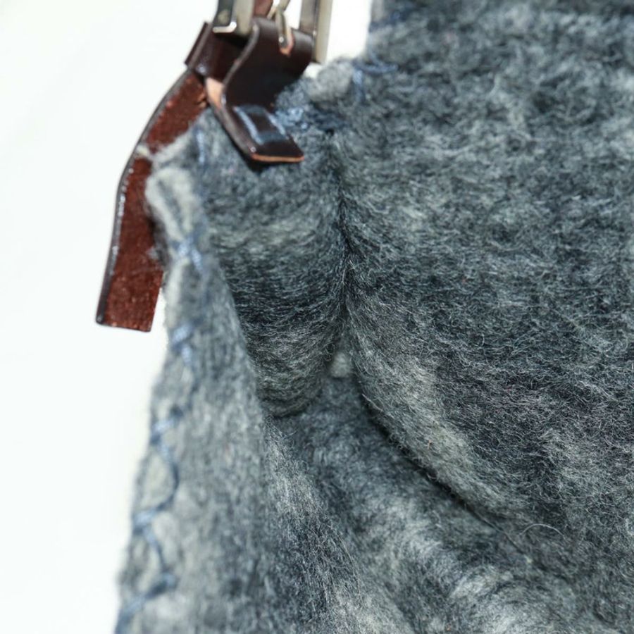 【日本直送】FENDI 花卉圖案 Mamma Baguette 單肩包 羊毛 灰色 銀色 正品 168312SAV-21
