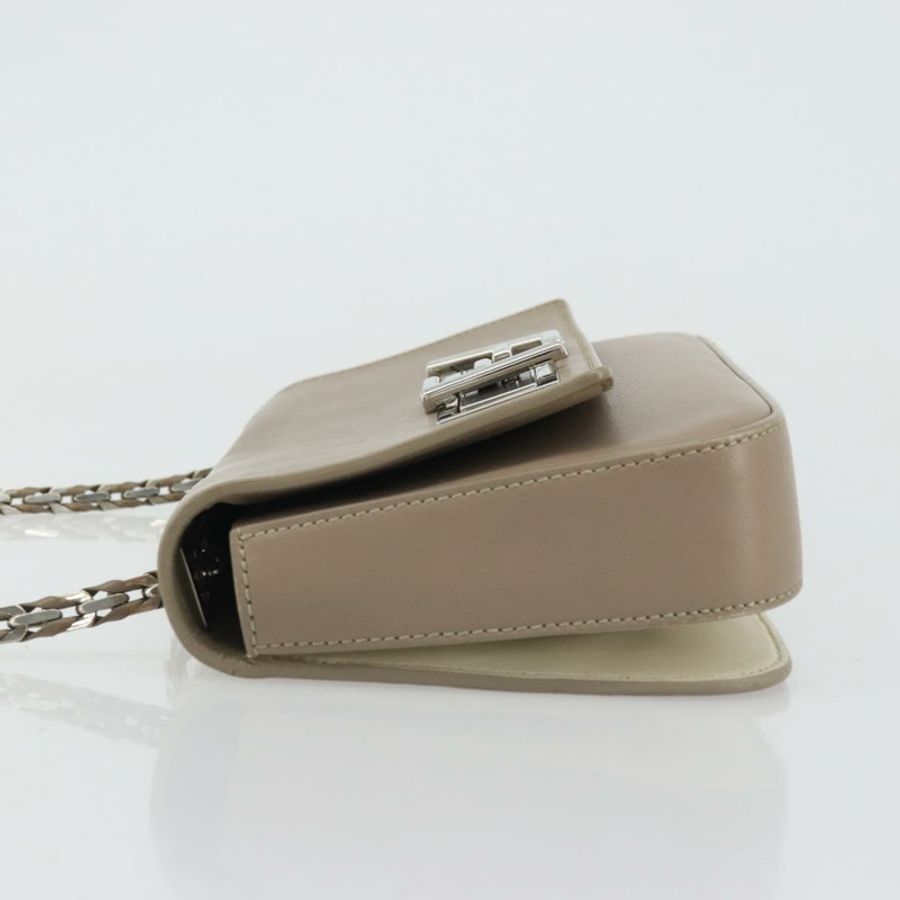 【日本直送】FENDI 鏈條 Trebuquette 單肩包 皮革 米色 銀色 正品 ka3885A-4