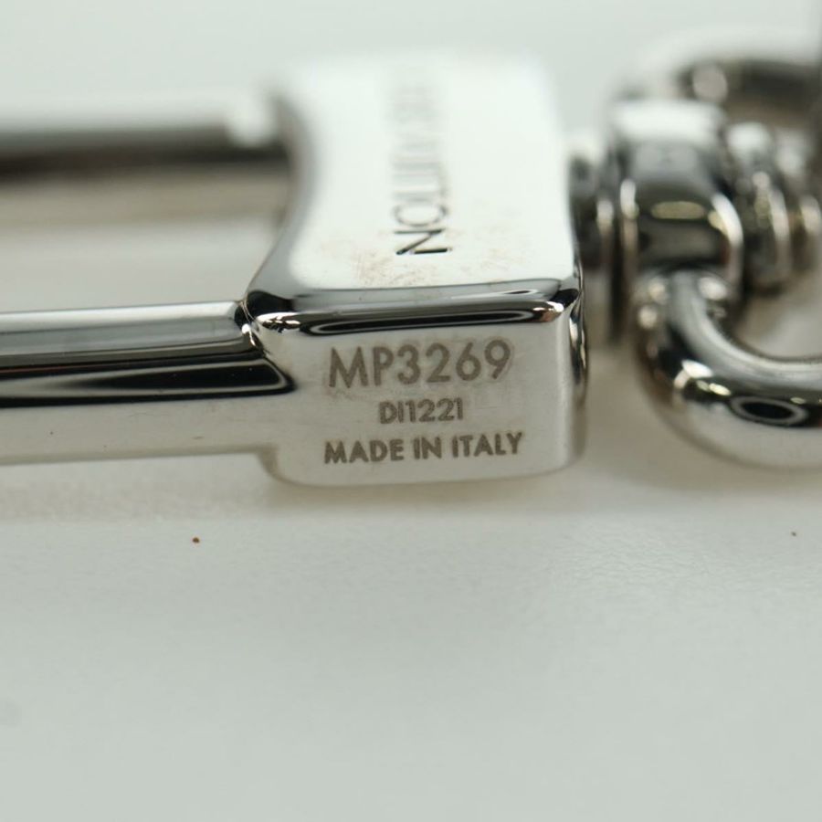 【日本直送】路易威登 Bijoux Sac Skate Board Charm 金屬銀色 MP3269 Auth 168252M-10