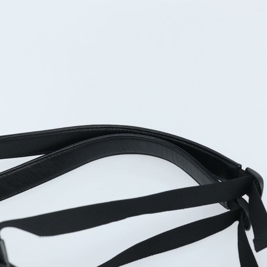 【日本直送】BALENCIAGA 黑色銀色皮革雙肩包 580026 正品 174080A-14