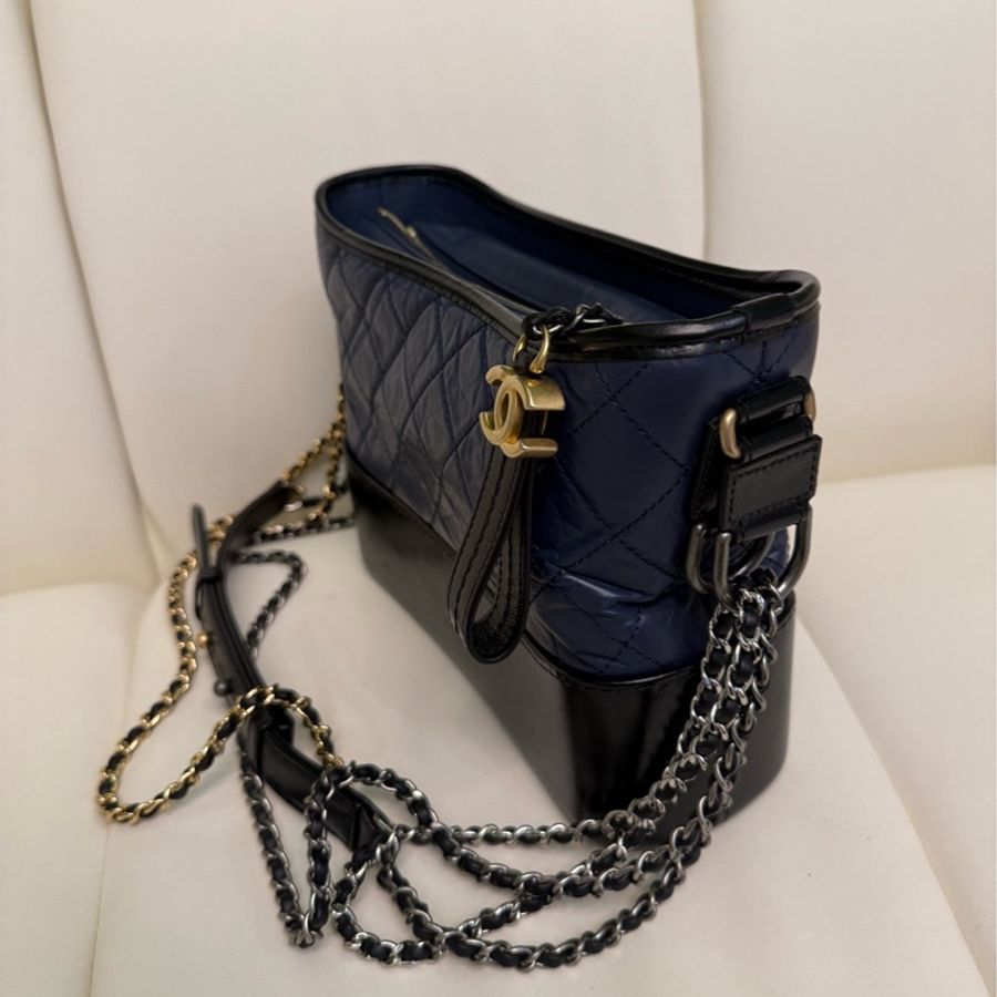 Chanel/香奈兒98新 29開 新中號流浪包 底長24 藍色拼黑色-4