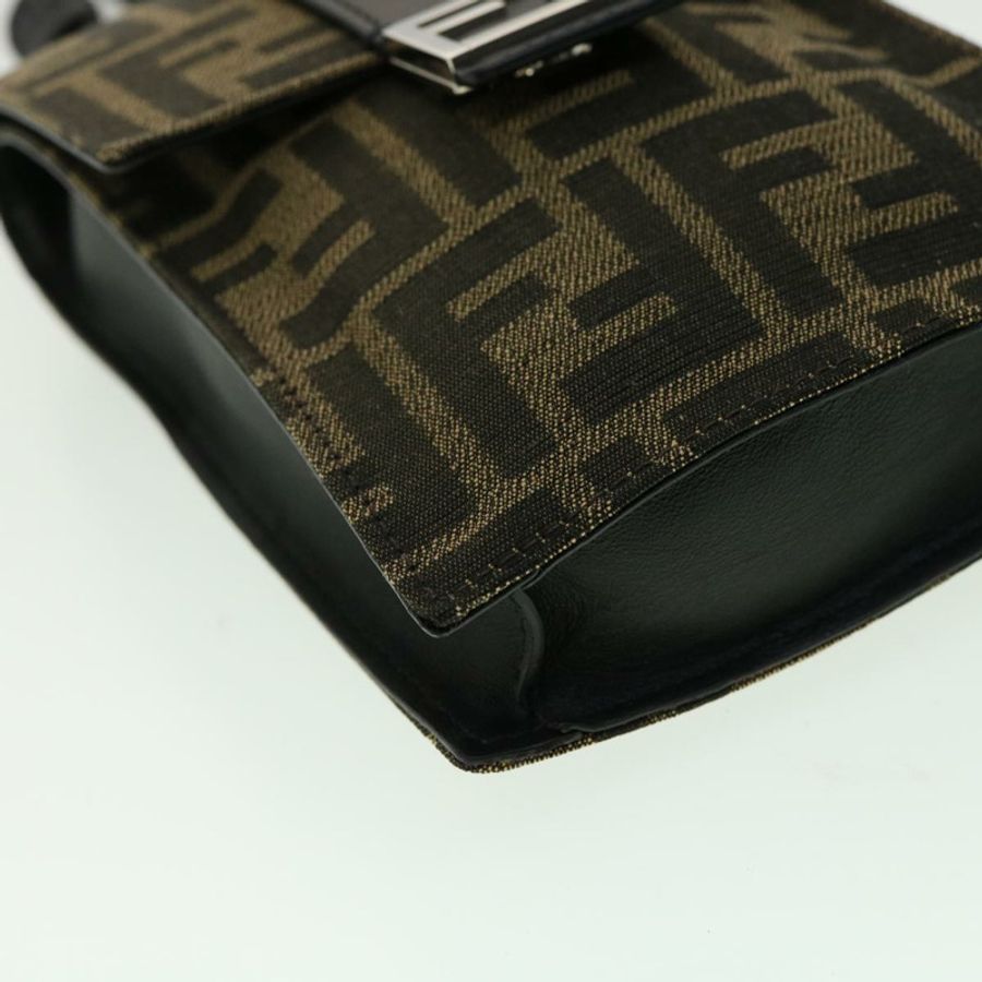 【日本直送】FENDI Zucca帆布肩背包 棕色/黑色 正品 31851SAV-15
