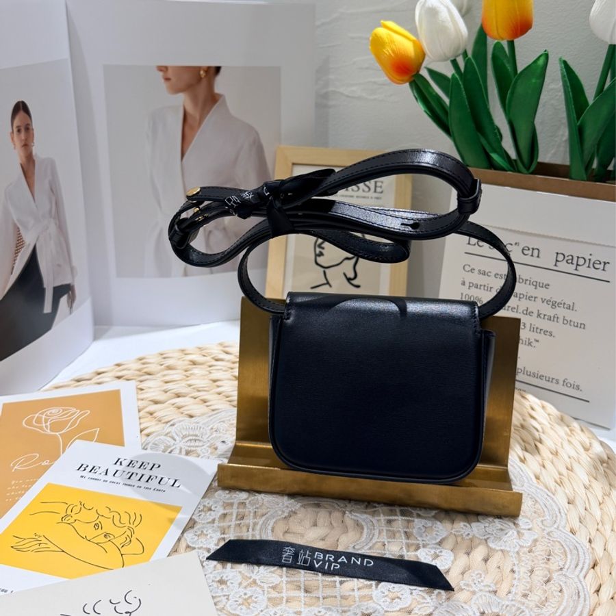 Celine Triomphe mini 牛皮手袋(閒置未使用)-2