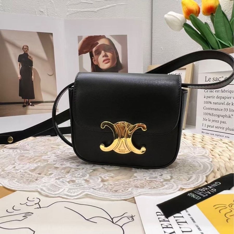 Celine Triomphe mini 牛皮手袋(閒置未使用)-6