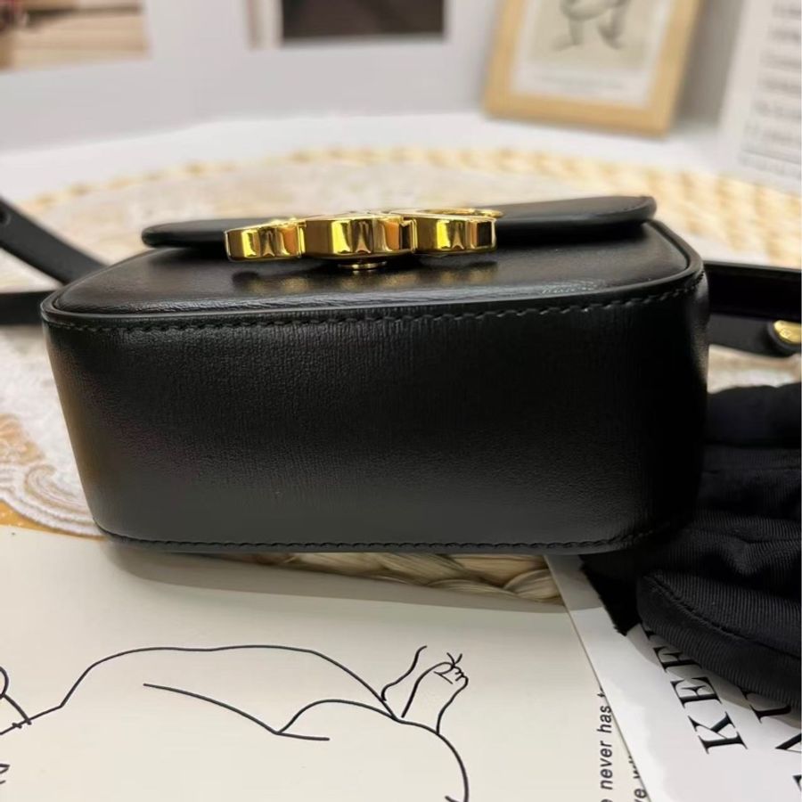 Celine Triomphe mini 牛皮手袋(閒置未使用)-8