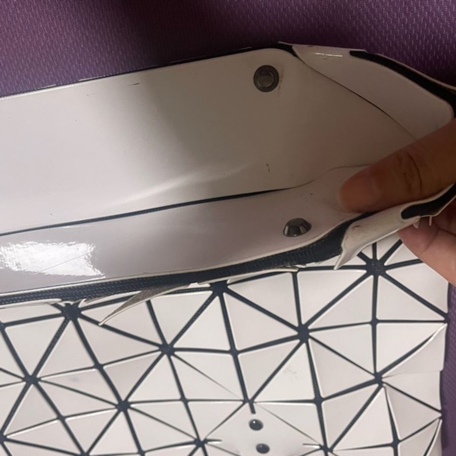 BAO BAO ISSEY MIYAKE 12x7 白色 幾何 長型 托特 拉鏈包-12