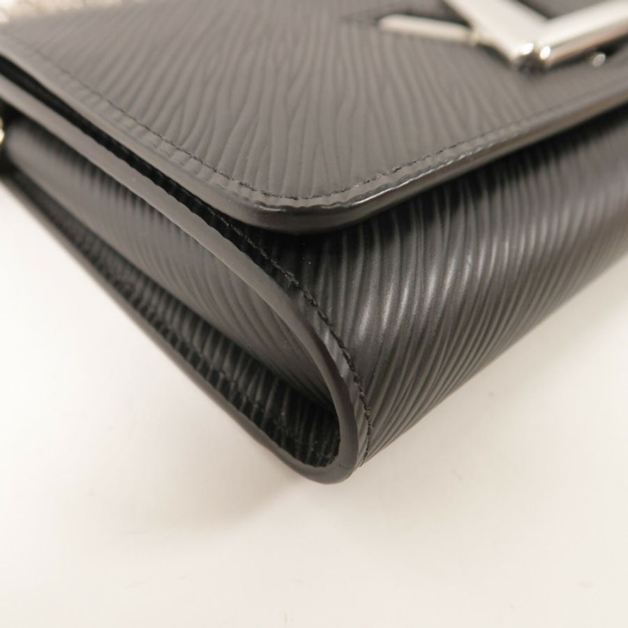 LOUIS VUITTON Epi Portefuille Twist Chain Wallet鏈帶肩背袋-10