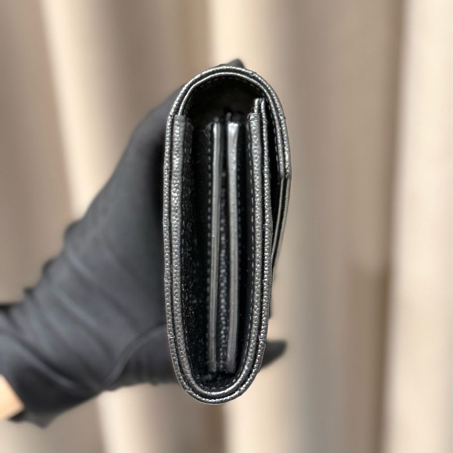 (極新甜價美包)SAINT LAURENT YSL聖羅蘭 黑色牛皮山形紋扣式長夾-2