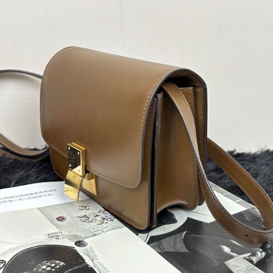 Celine • Box 焦糖棕金釦 豆腐包-5