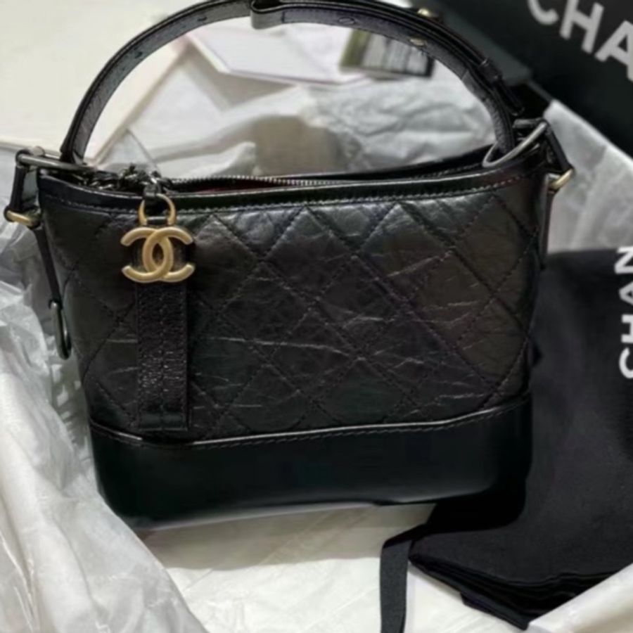 Chanel • Gabrielle 經典黑金牛皮流浪包 小號 有卡-3