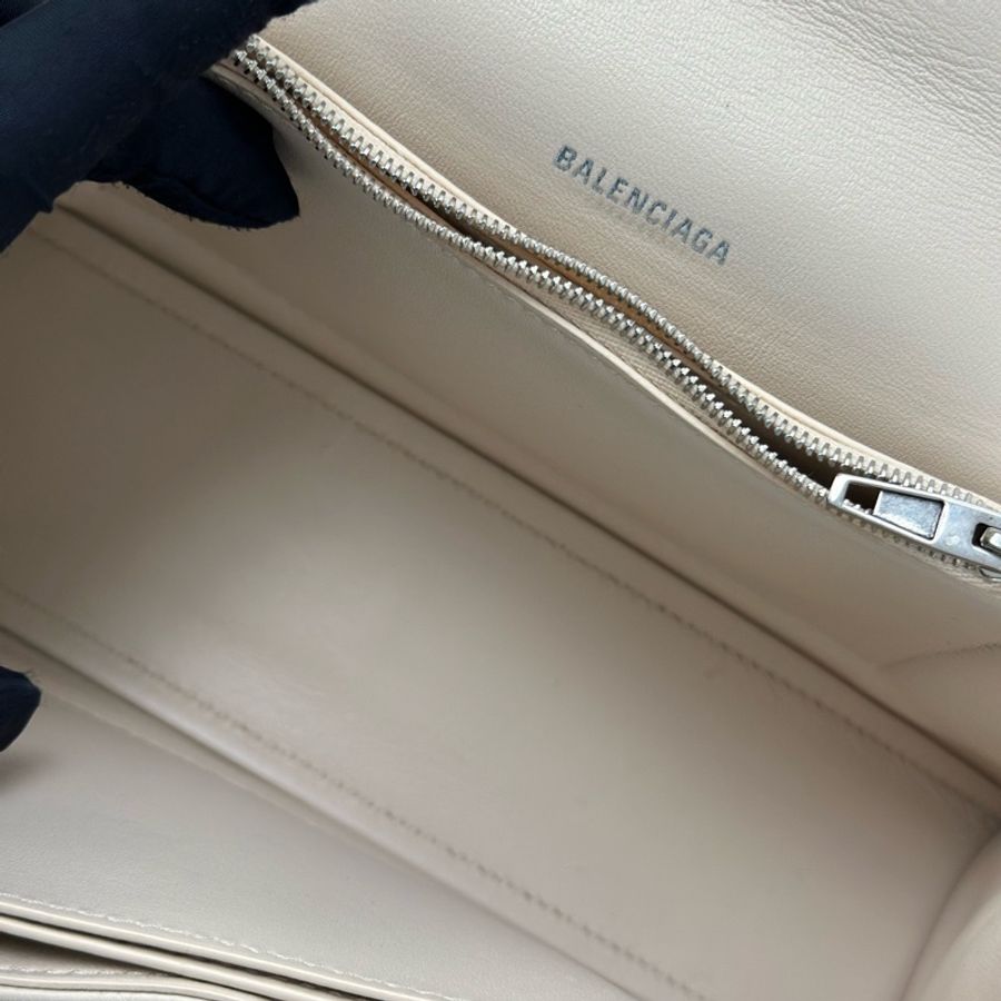 Balenciaga • 經典Crush 奶茶色銀釦鏈條包-6