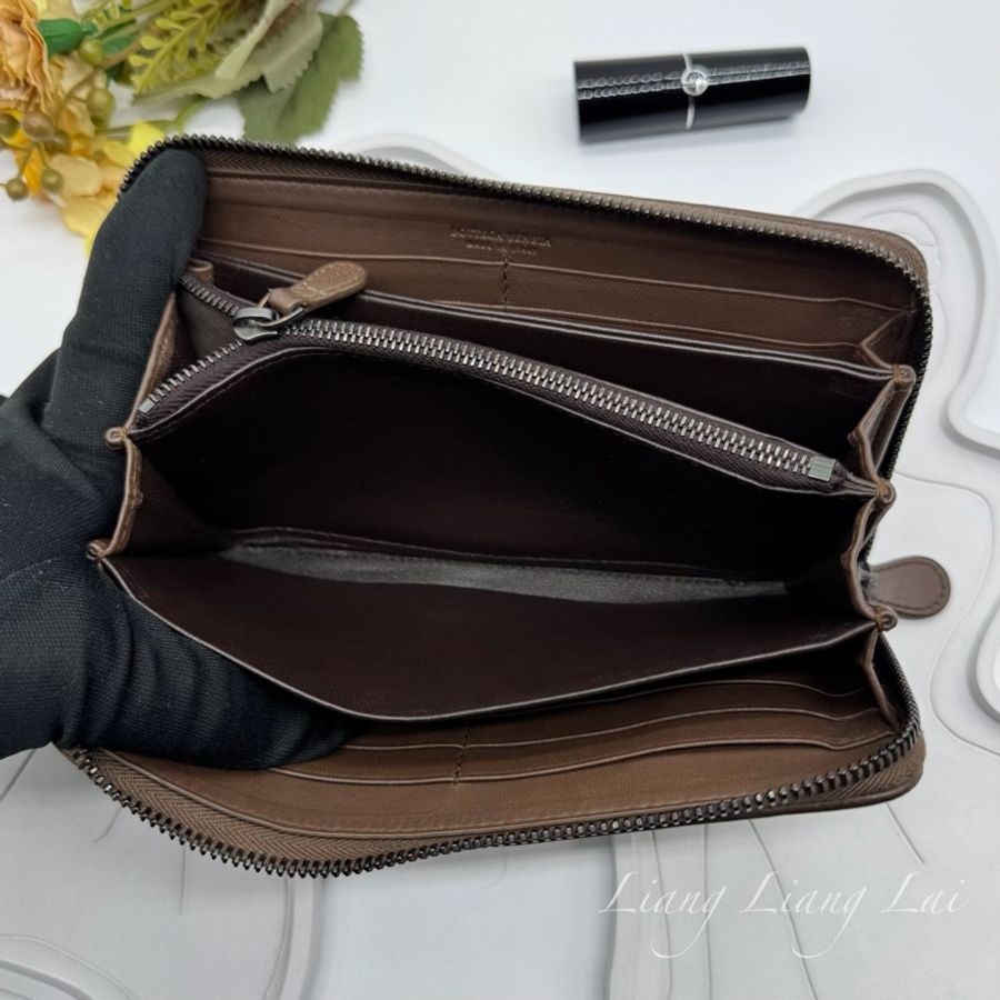 BOTTEGA VENETA BV經典小羊皮編織咖啡棕色拉鍊長夾-11