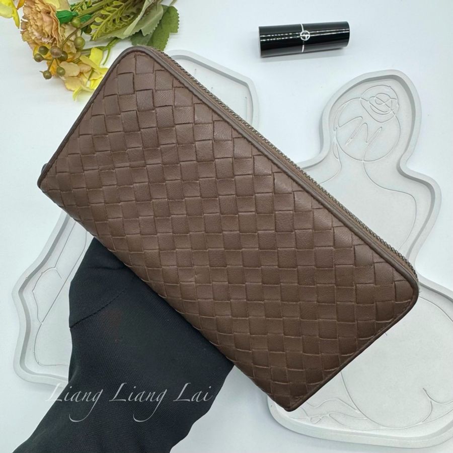 BOTTEGA VENETA BV經典小羊皮編織咖啡棕色拉鍊長夾-15