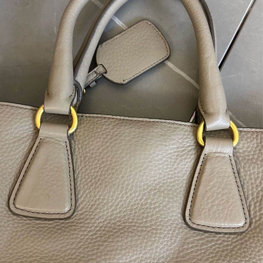 🩵MYMluxurybag🩵 Prada 36.5cm 皮袋 肩背袋 手提袋 斜背袋-27