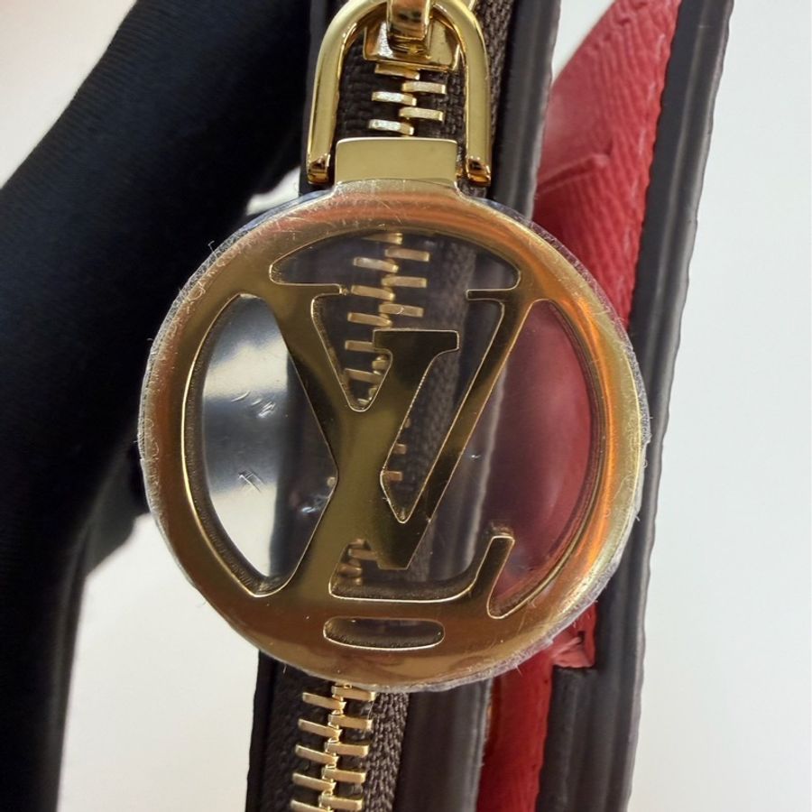 Louis Vuitton|Lisa wallet 對開短夾-4