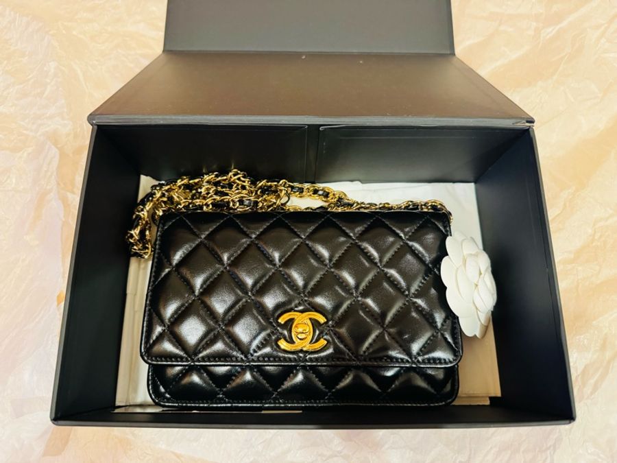 CHANEL WOC 經典黑金鏈條包|近全新|-0
