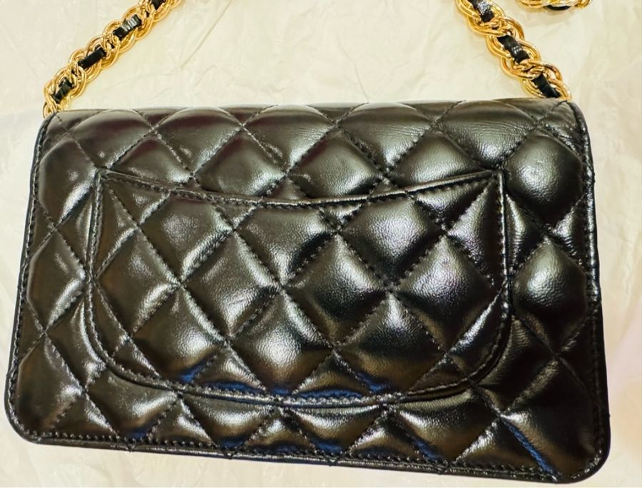 CHANEL WOC 經典黑金鏈條包|近全新|-9
