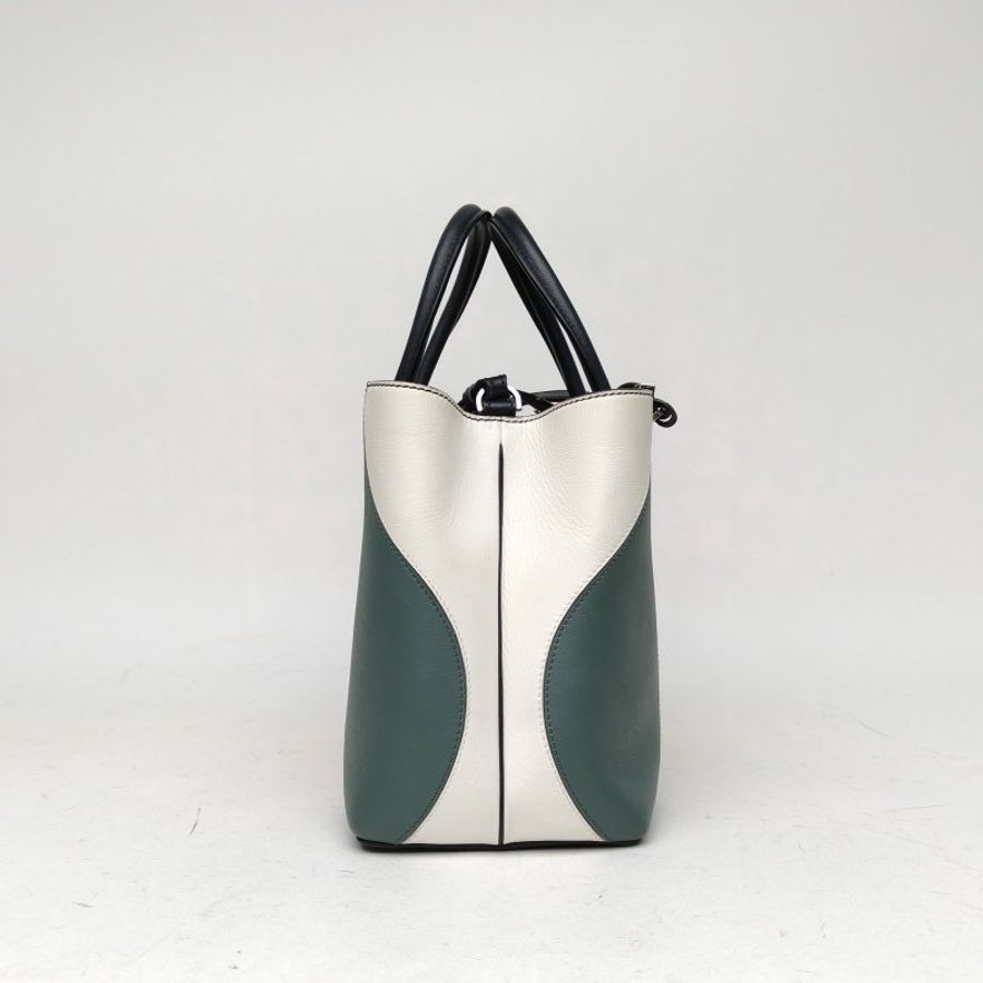 FENDI PETITE2JOURS小號拼色牛皮銀扣肩背包-3