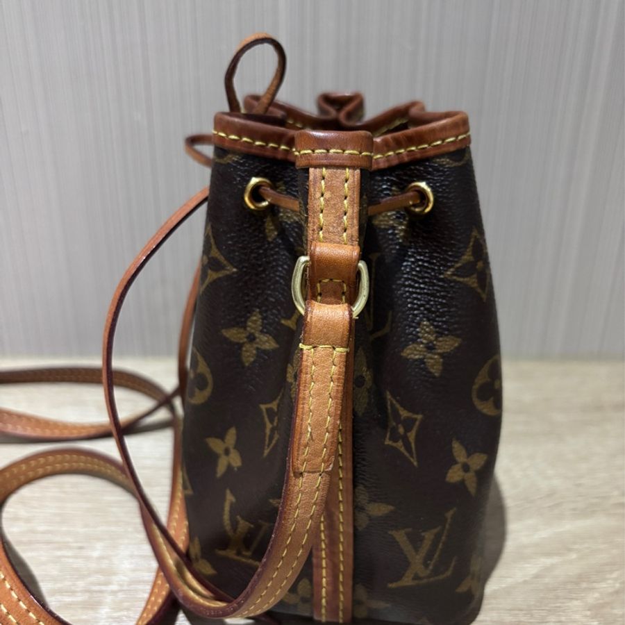 LV nano 側背小包-3