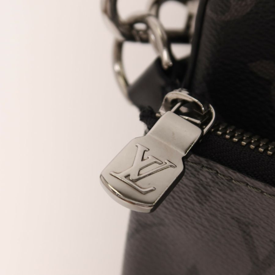 LOUIS VUITTON Monogram Eclipse Reverse Trio Messenger銀扣肩背袋灰色-8