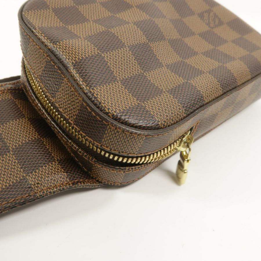 LOUIS VUITTON Damier Geronimos腰包-11