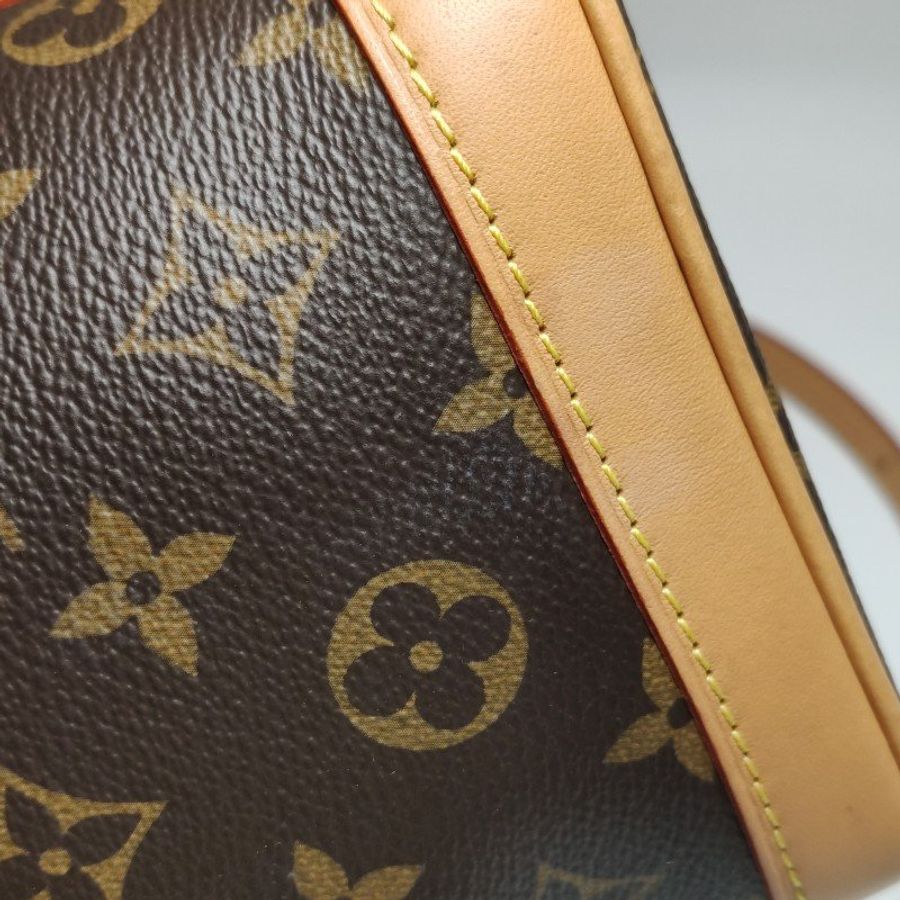 Louis Vuitton (LV) NOENano植鞣革Monogram印花抽繩斜挎包肩背包晶片款-23