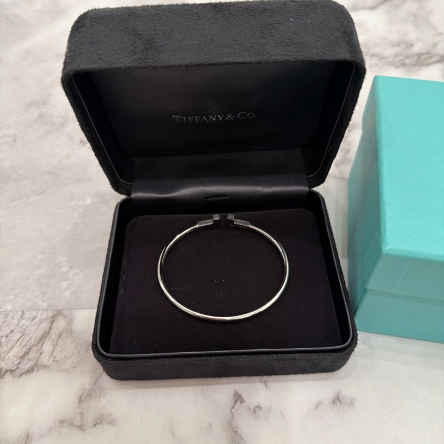 Tiffany & Co. 蒂芙尼 Tiffany T Wire 18K 白金鑲鑽手環Small-15