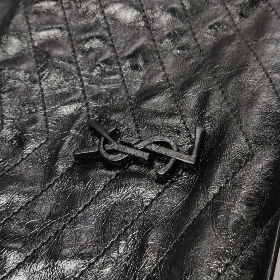 Saint Laurent Niki油蠟皮純色V紋絎縫YSL標誌單肩包-20