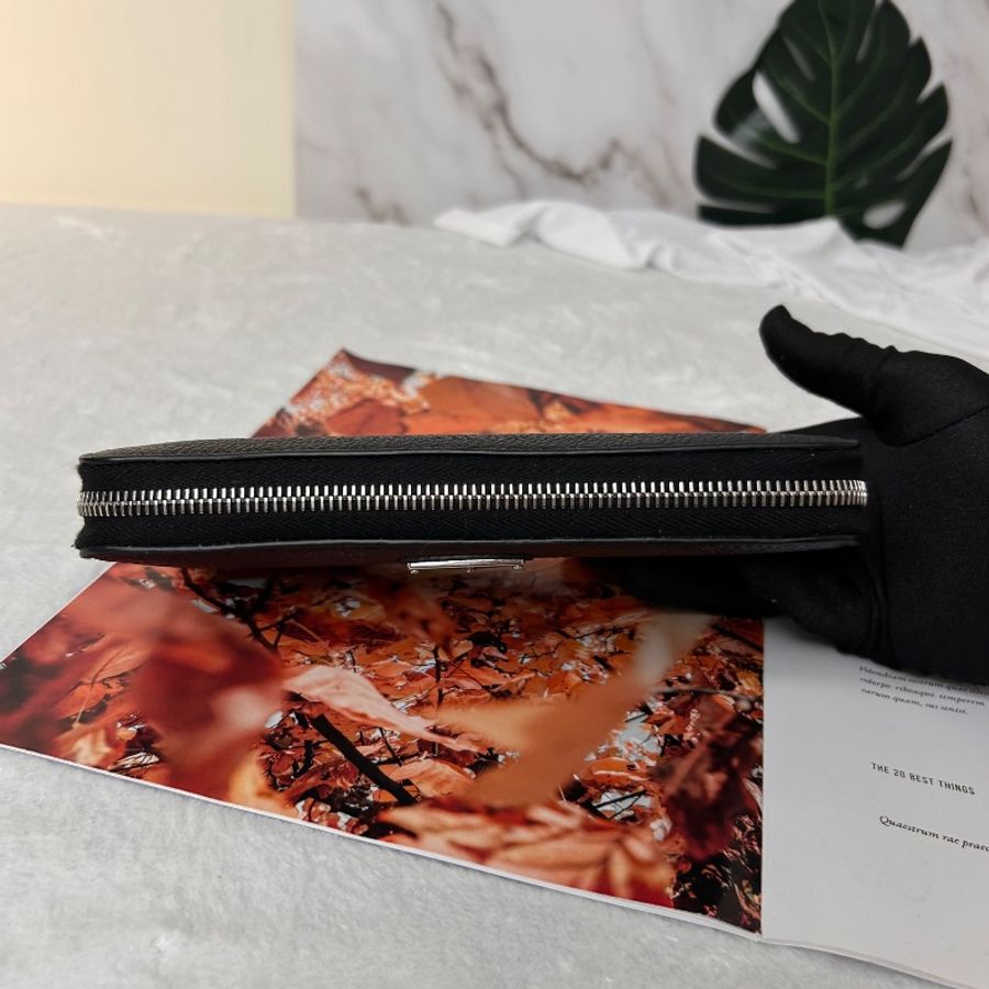 Prada Vitello Daino Triangle 粒紋皮革長夾 晶片款-13