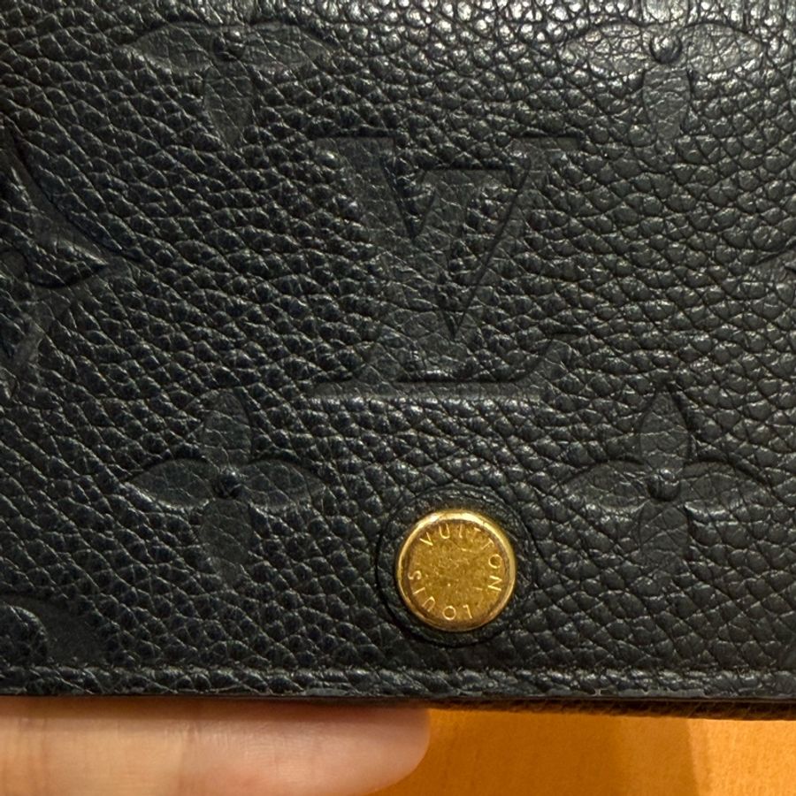 Louis Vuitton 黑色Empriente 皮革卡包 M58456-9