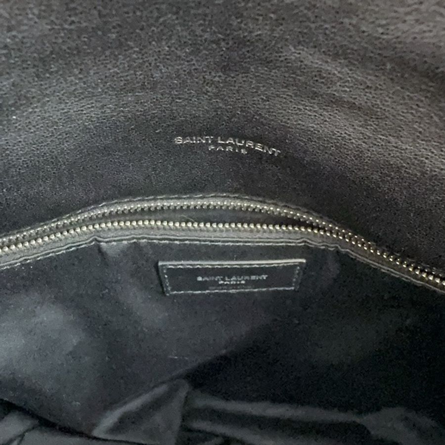 YSL 黑色銀扣中號羊皮PUFFER肩背包(好裝好用好柔軟)-9