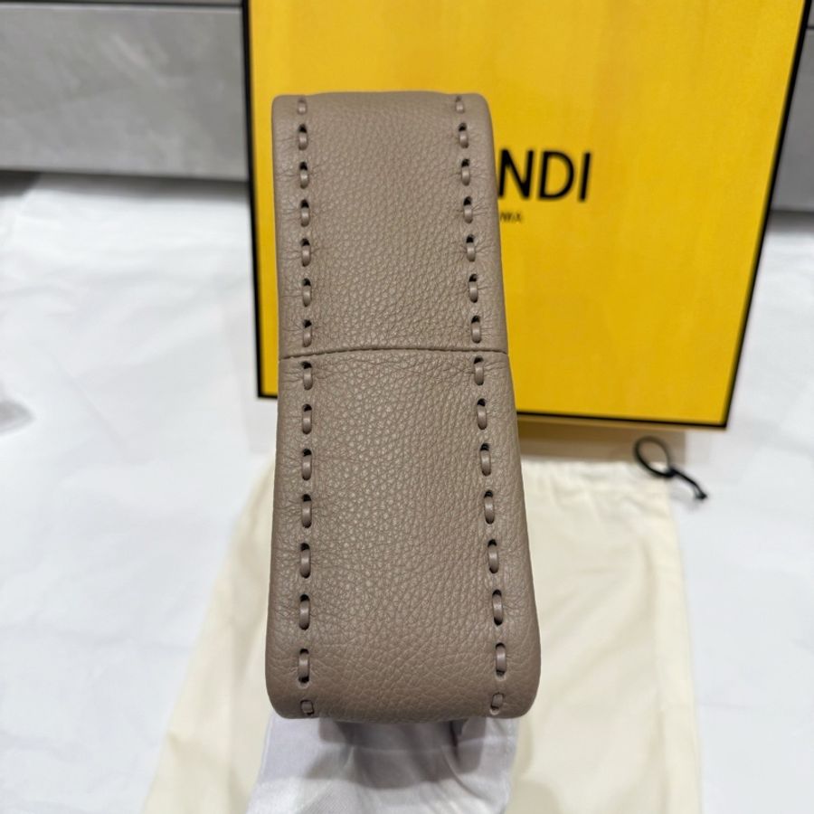 幾乎全新 FENDI Fendessence手提包 24年/有卡 20.5x28x7配塵袋-3