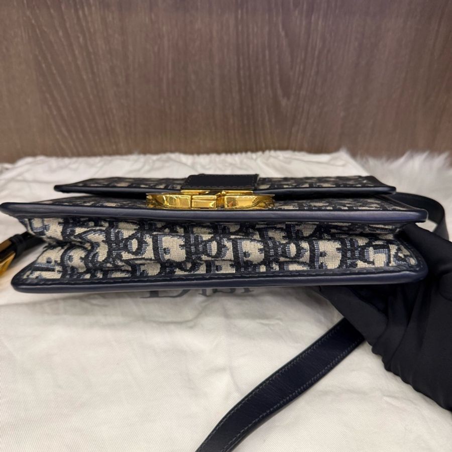 Dior 迪奧 蒙田 黑色老花滿印刺繡帆布金扣單肩包斜挎包 底長24 19年編碼+芯片 有塵袋 。-4