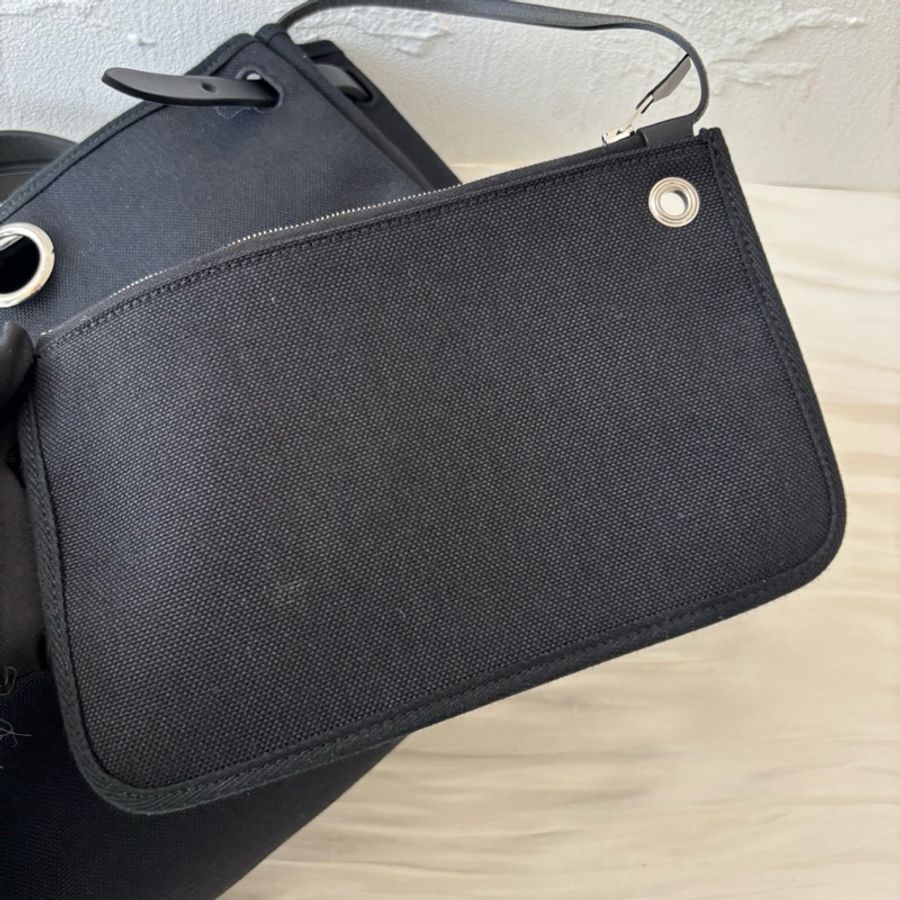 五金帶膜🈶23年購證❤️ 愛馬仕 #herbag31 #黑銀 #zip #帆布-17