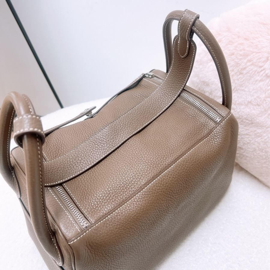 Hermes lindy 30 大象灰銀扣 D-9