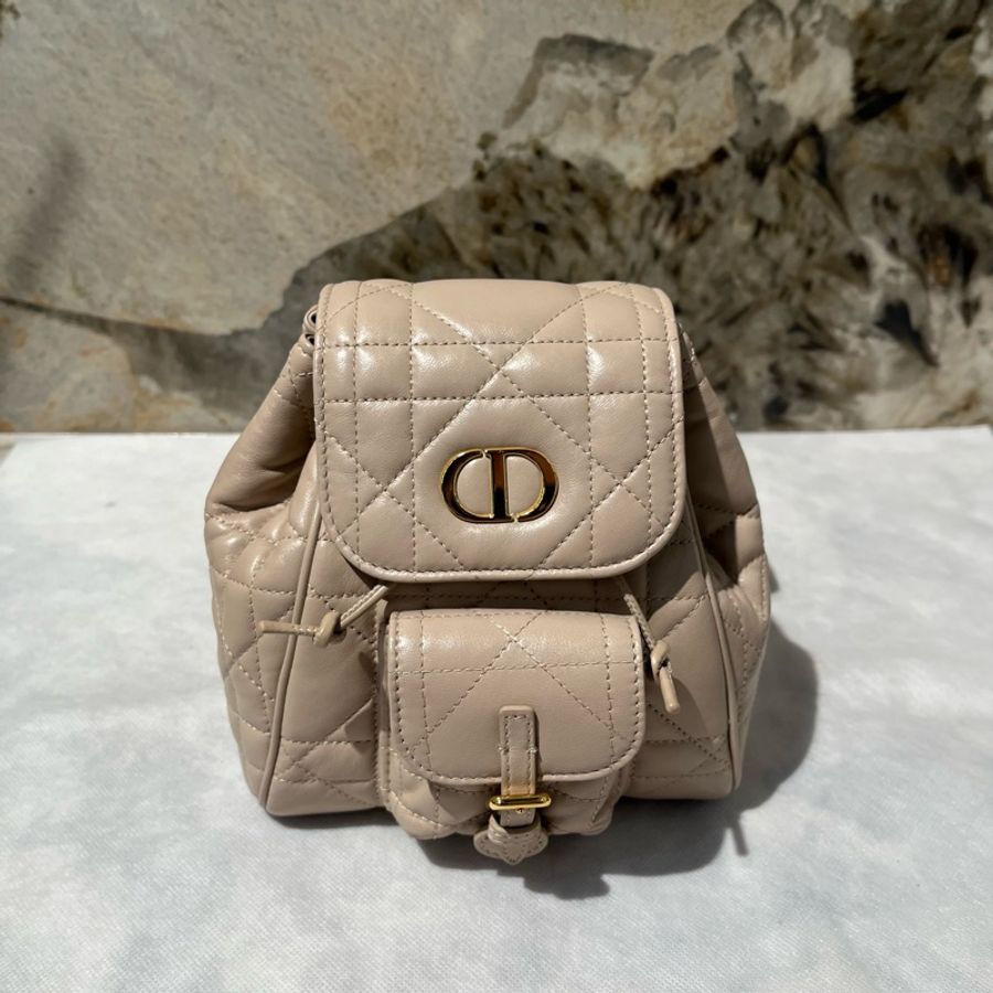 Dior淡米色羊皮Caro 後背包-0