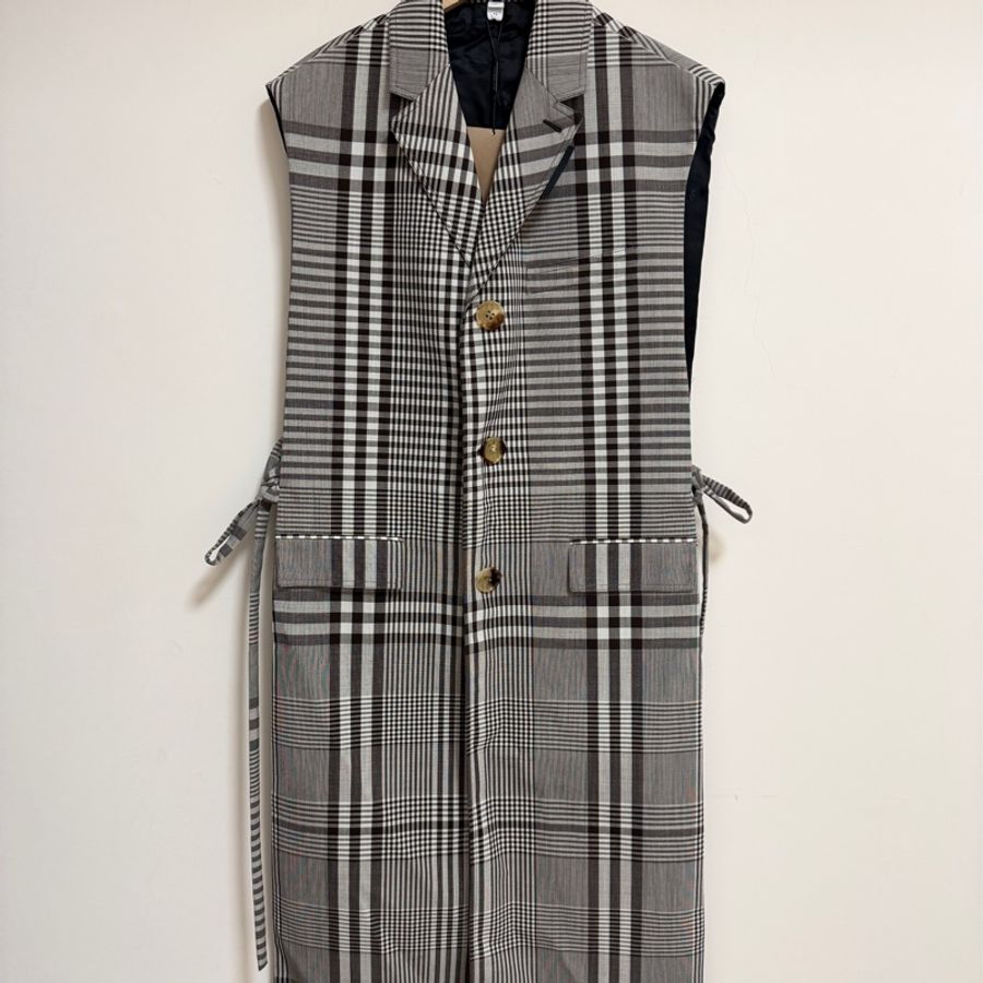 Burberry 咖啡色格紋背心長版外套 男女都可以穿 原價89000-0