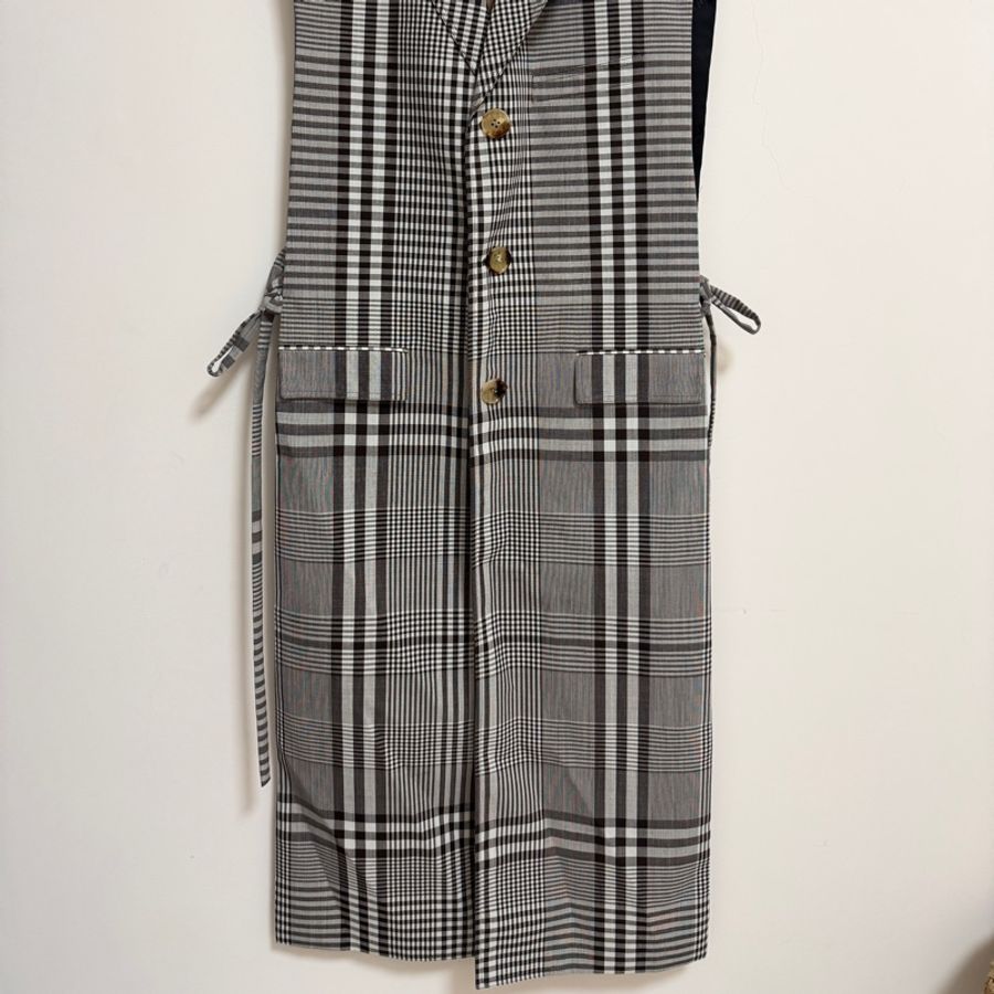Burberry 咖啡色格紋背心長版外套 男女都可以穿 原價89000-10