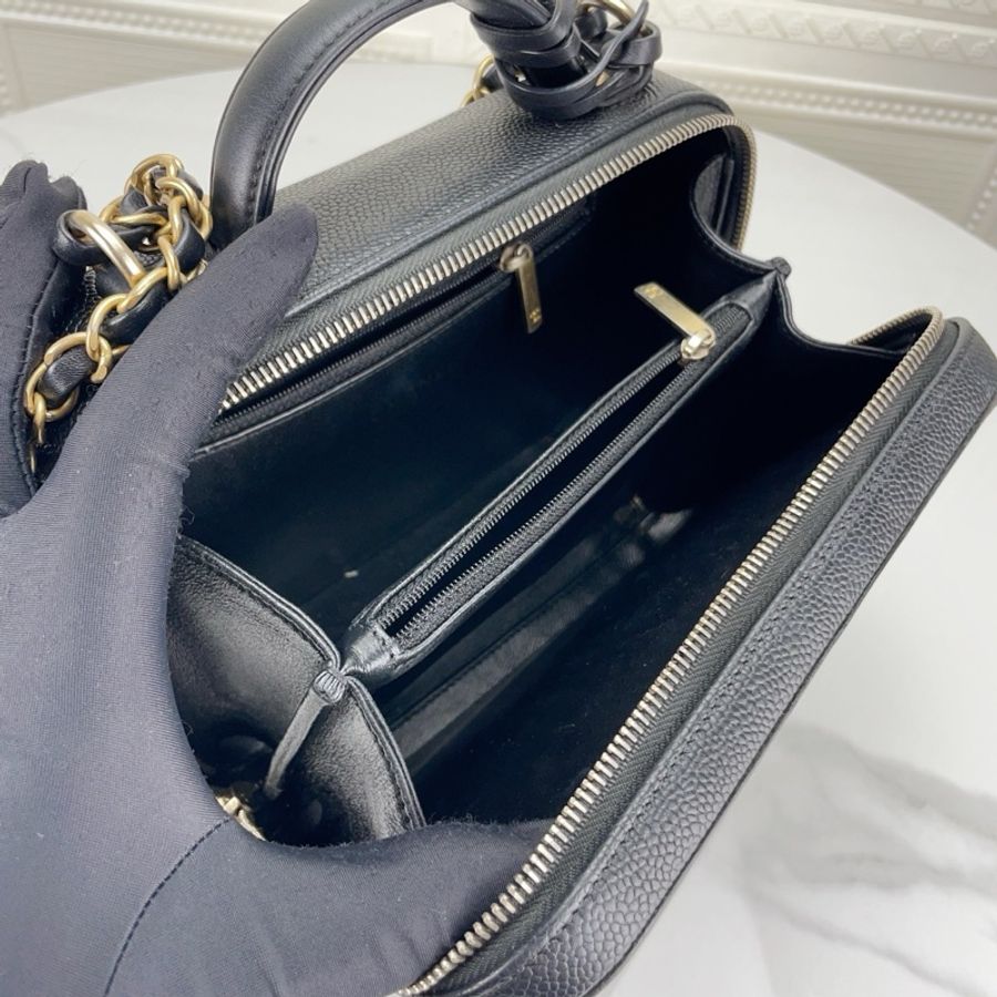 Chanel/香奈兒Vanity Case中號黑金荔枝牛皮相機包手提盒子包 、尺寸21*16、 27開有卡、97新-9