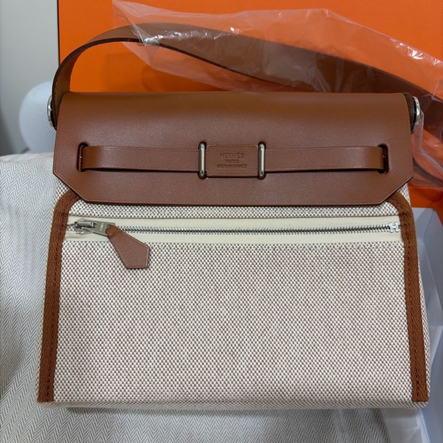 全新/膠膜全在 Hermès Mini Herbag 20cm 金棕金剛色銀扣|2026/01 購證-11