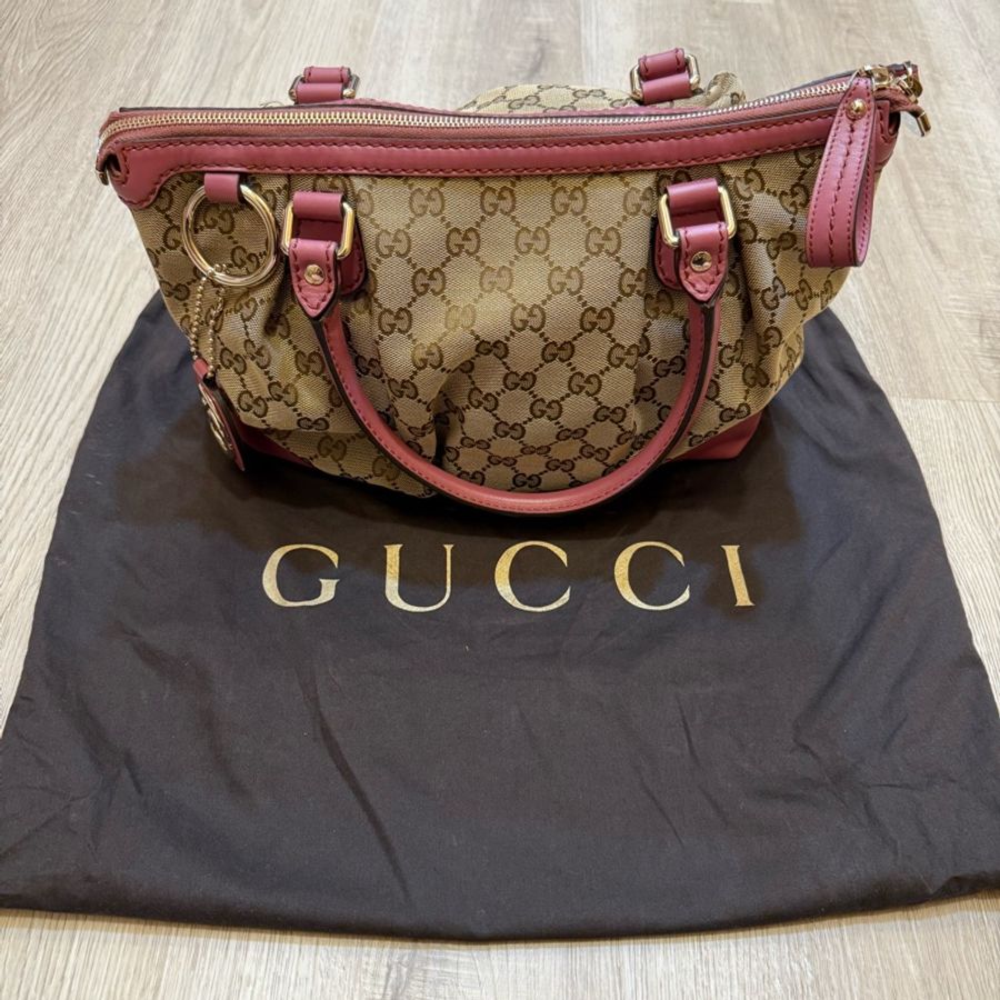 Gucci 粉紫水餃包-0